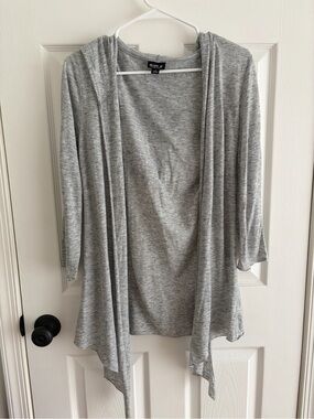 Allen B. by Allen Schwartz Light Gray Hooded Open-Front Cardigan